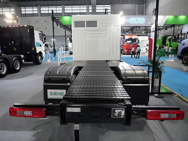 氫燃料電池卡車何時成熟？上汽紅巖：不需要十年，就是現(xiàn)在.jpg