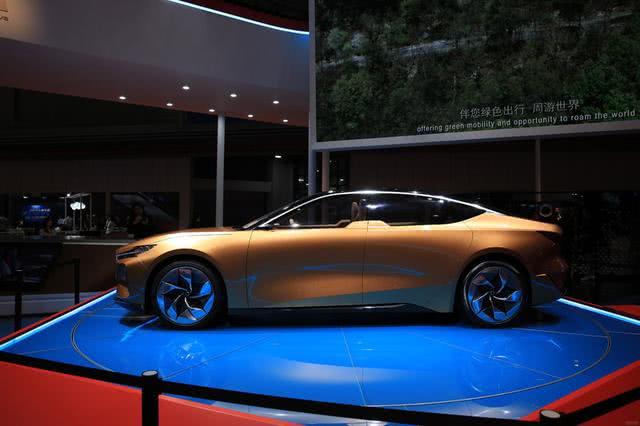 國(guó)產(chǎn)“氫能源”汽車,加氫燃料時(shí)間短、續(xù)航里程長(zhǎng) 國(guó)產(chǎn)“氫能源”汽車,加氫燃料時(shí)間短、續(xù)航里程長(zhǎng)