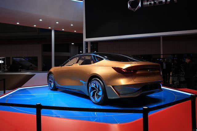 國(guó)產(chǎn)“氫能源”汽車,加氫燃料時(shí)間短、續(xù)航里程長(zhǎng) 國(guó)產(chǎn)“氫能源”汽車,加氫燃料時(shí)間短、續(xù)航里程長(zhǎng)