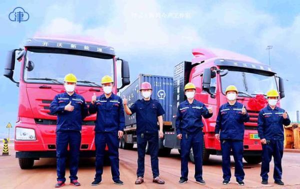看，氫氣重卡來了！天津貨運零排放示范助力“雙碳”.jpg
