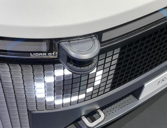 現(xiàn)代Trailer Drone概念卡車亮相,拉貨能手.jpg 現(xiàn)代Trailer Drone概念卡車亮相,拉貨能手.jpg