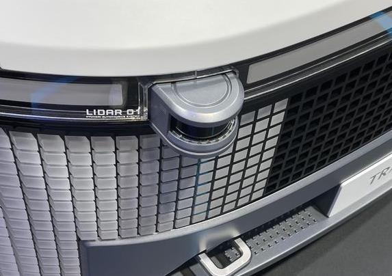 現(xiàn)代Trailer Drone概念卡車亮相,拉貨能手.jpg 現(xiàn)代Trailer Drone概念卡車亮相,拉貨能手.jpg