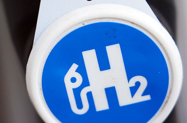 阿聯(lián)酋宣布?xì)漕I(lǐng)導(dǎo)路線圖  