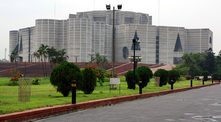 豐田氫燃料車在達(dá)卡 豐田氫燃料車在達(dá)卡