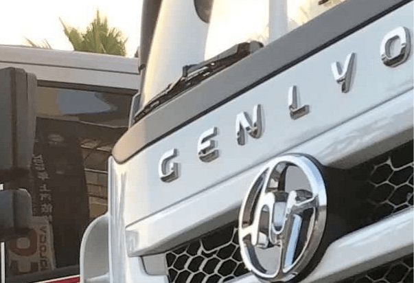 “重慶制造”首批氫能重型卡車在鄂爾多斯投產(chǎn)，氫能汽車開(kāi)始加速