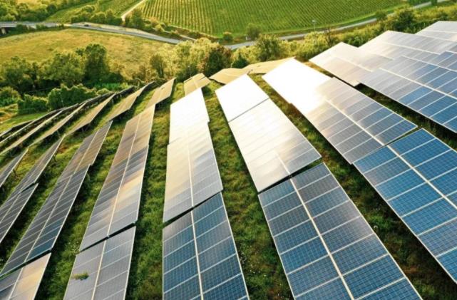 英飛凌CEO:我們?yōu)闅浣?jīng)濟(jì)作出了貢獻(xiàn).jpg 英飛凌CEO:我們?yōu)闅浣?jīng)濟(jì)作出了貢獻(xiàn).jpg