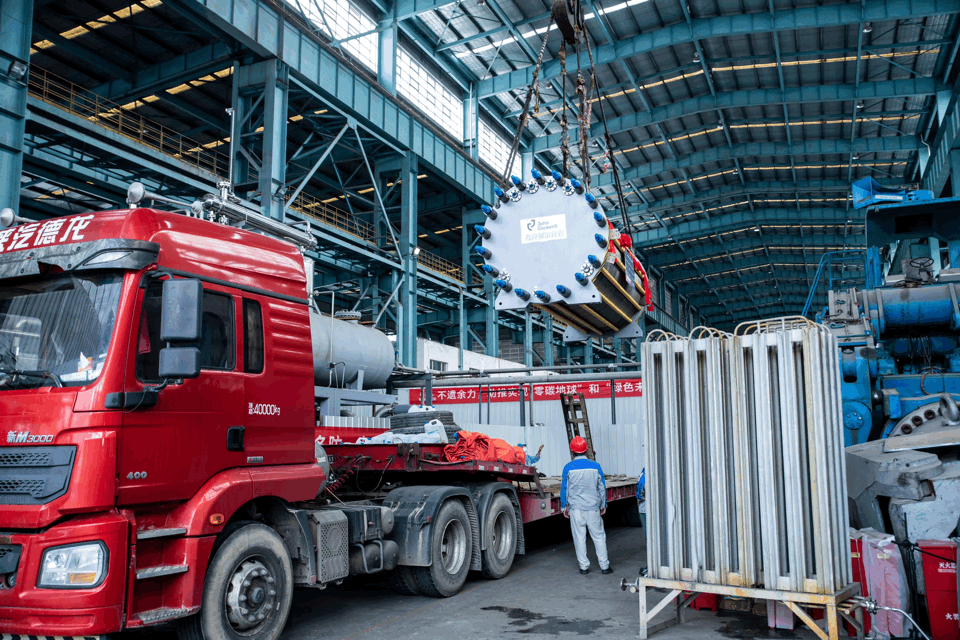 考克利爾競立成功舉行新疆庫車綠氫示范項目首批4臺1000Nm3/h電解槽發(fā)運儀式！