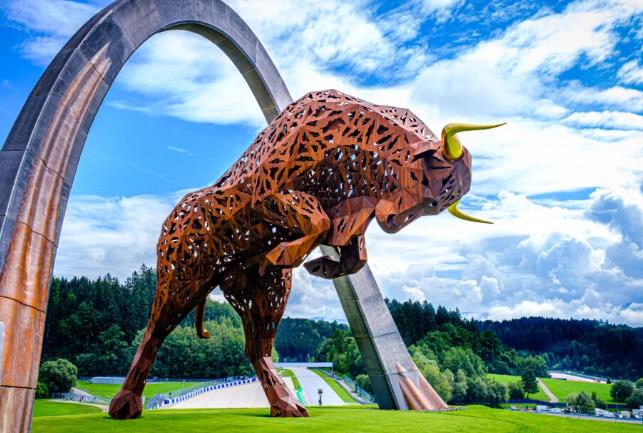 動力支柱滿足了F1周末在紅牛賽道上使用的燃料電池系統的靈活性