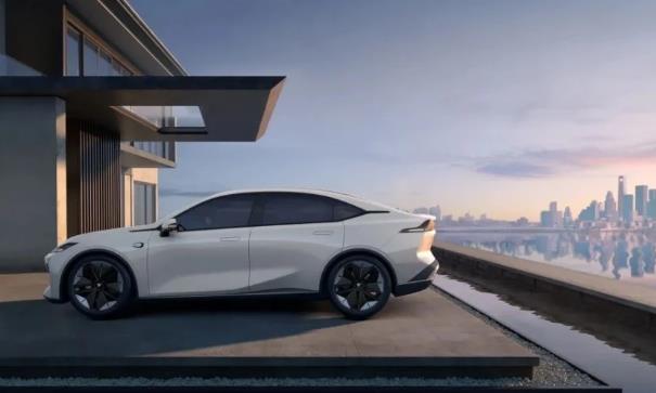 長安深藍SL03上市16.89萬起售，氫電版69.99萬元！