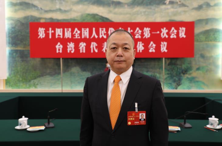 蔡培輝:建議聯動西部高質量建設粵港澳大灣區“綠氫大走廊”.jpg