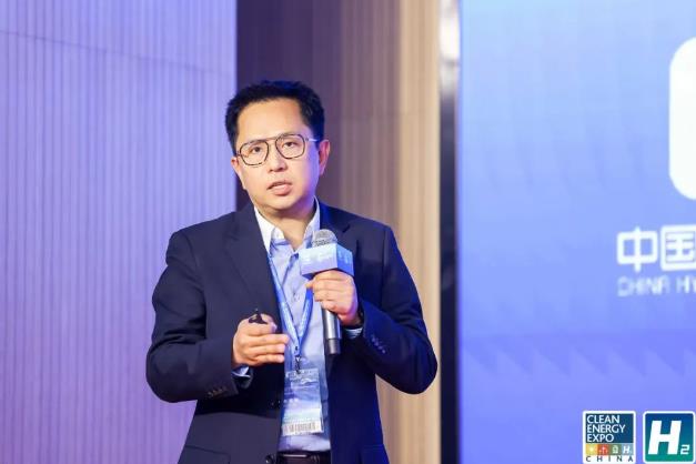 考克利爾競立總經(jīng)理林立邦受邀出席氫能創(chuàng)新發(fā)展論壇.jpg