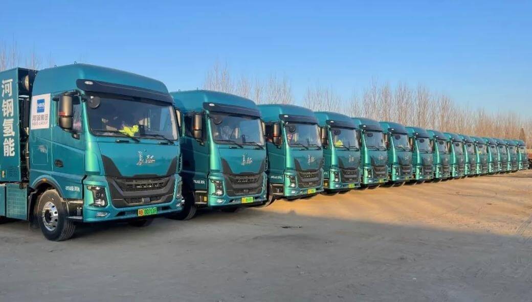 “唐山港—秦皇島”氫能重卡運(yùn)輸專線.jpg